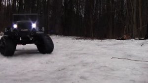 Fayee FY001 Бюджетная трофи модель на гусеницах с FPV камеро?