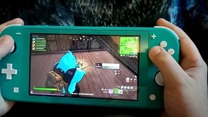 Играю в Fortnite на Nintendo Switch Lite #1