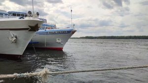 Отправление теплоходов А. Толстой и Илья Репин.