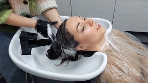 Мытье головы и волос после окрашивания