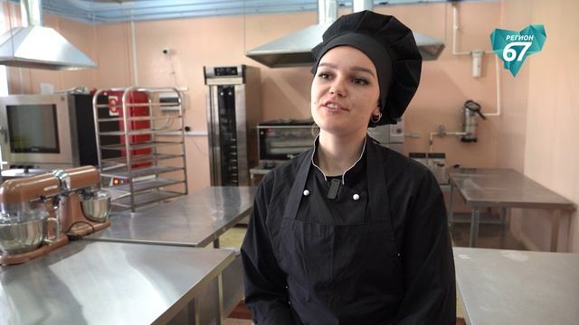 Госавтоинспекторы поздравили юных смолян с Днём защиты детей