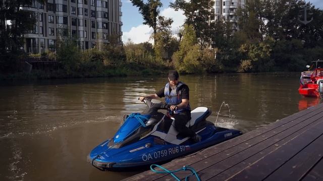 Причаливаем гидроцикл правильно. Выполняем маневр по?