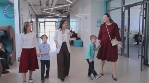 Экскурсия по площадке "Холст"