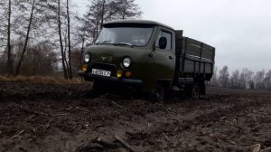 Ни снега, ни морозов. УАЗ-3303-01 по пахоте. 10 декабря