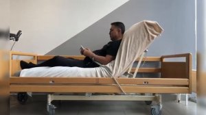 Кровать функциональная электрическая Invacare c принадлежностями