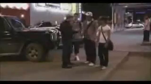 хип-хоп гоп читает рэп смотреть онлайн