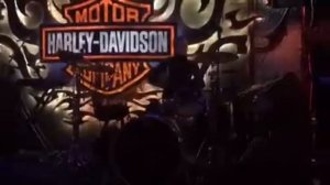 Решил всё же стряхнуть пыль со старых пластинок😂 а руки помнят!😂✌