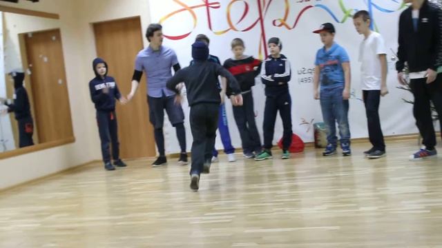 Школа танцев STEP | Breaking showcase | Cтаршая группа смотреть онлайн