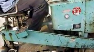 асфальтоукладчик HANTA F31W 4WD