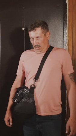 Как жена встречает мужа с работы