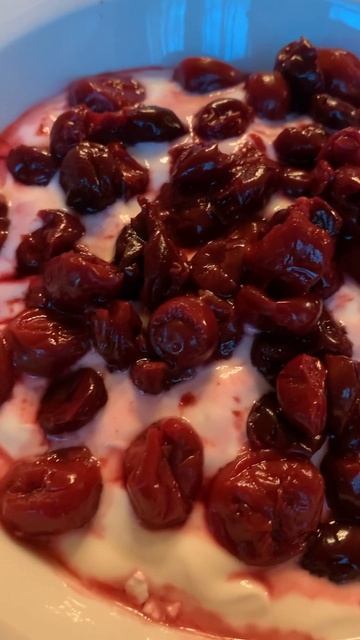 Видео уже на канале о ресторане и прогулке в Питере #ед смотреть онлайн