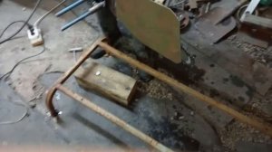 Приспособление для пиления досок.