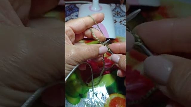 Волнистый край изделия спицами