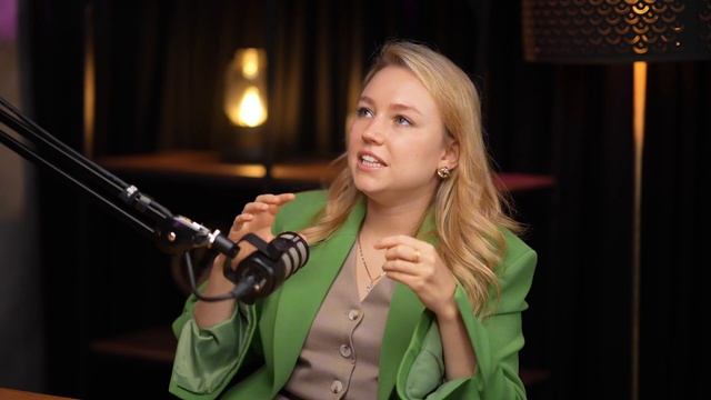 ПРОФЕССИОНАЛЬНЫЙ УХОД ЗА ВОЛОСАМИ | ЧТО РЕАЛЬНО РАБОТ? смотреть онлайн