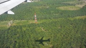 Посадка самолёта в порту Краби