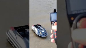 ЛОДКА ЗА ЗАХРАНКА HJ817 GPS ПЪРВИ ТЕСТ НА ВОДА