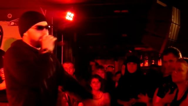 DotsFam - концерт в Киеве 10 03.2012. часть 2я смотреть онлайн