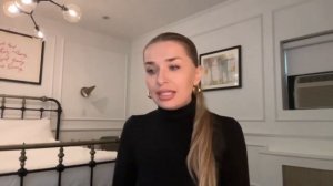 «ОН СМОТРИТ СТАТУСЫ БЫВШЕЙ»