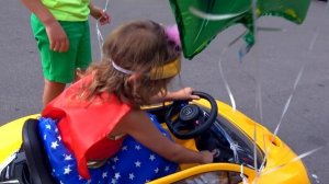 Miss Katy • Мисс Кейт - Катя и ее подарок брату