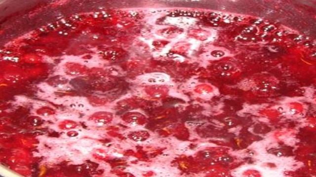 Быстрый клюквенный соус