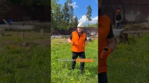 Можно забивать сваи рядом с домами? Пишите в комментариях #фундаментгрупп #фундаментнасваях #жбсваи