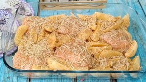 Курица с картошкой в духовке / Запеченная картошка с курицей на протвине - простой рецепт в духовке