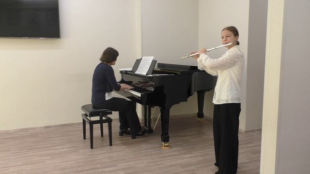 Потапова София