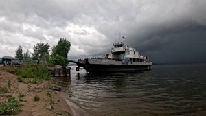 Паром через Волгу 🚢 Непогода на Волге 🛻 Путешествие
