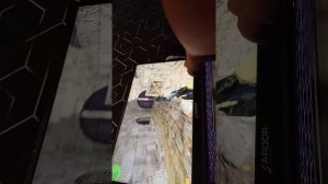 играю в контер страйк!