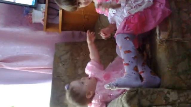 Гармония и радость двух сестер смотреть онлайн