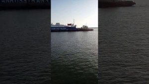 Первый раз плывем на пароме через Керченский пролив в