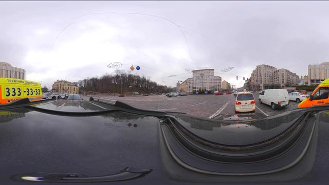 360 Видео. КИЕВ. ВЛАДИМИРСКИЙ СПУСК. ПАНОРАМНАЯ СФЕРИЧЕСКАЯ СЪЕМКА.