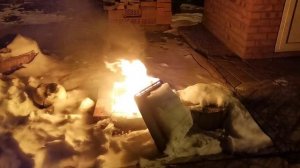 Костёр и снег