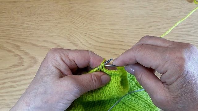 ⚡️Самые простые следки с прямоугольного вязаного полотна. #следкиспицами #WorldofHandmade #IrinaUs смотреть онлайн