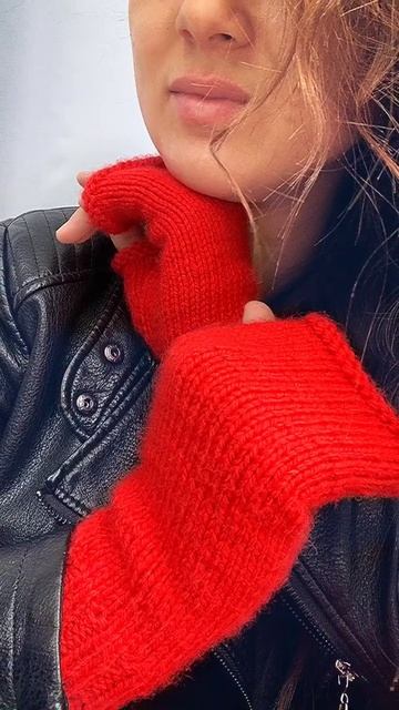 Классические митенки спицами «Парижанка» смотреть онлайн