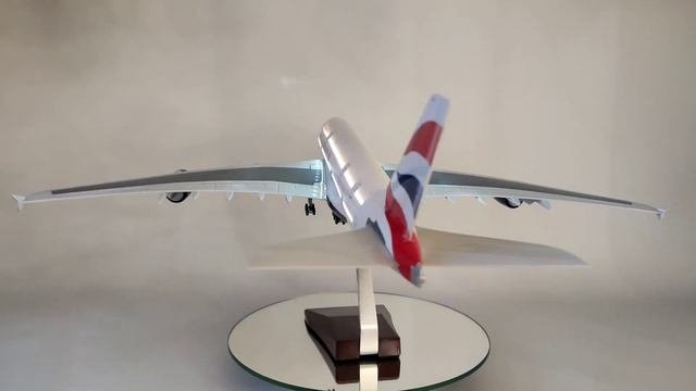 Модель самолета Airbus A380 British Airways 1:160 (с подсветкой салон