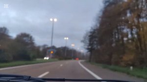 Твой взгляд против моего и я бессилен.Kalvados