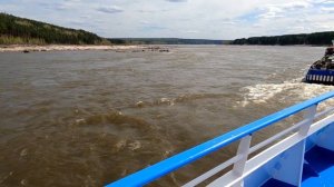 Прохождение Казачинского порога р. Енисей май 2024г.