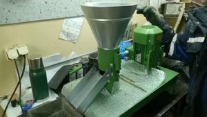 Гранулятор "Компакт 100".Комплектация 380в .Матрица 2.5 мм.?