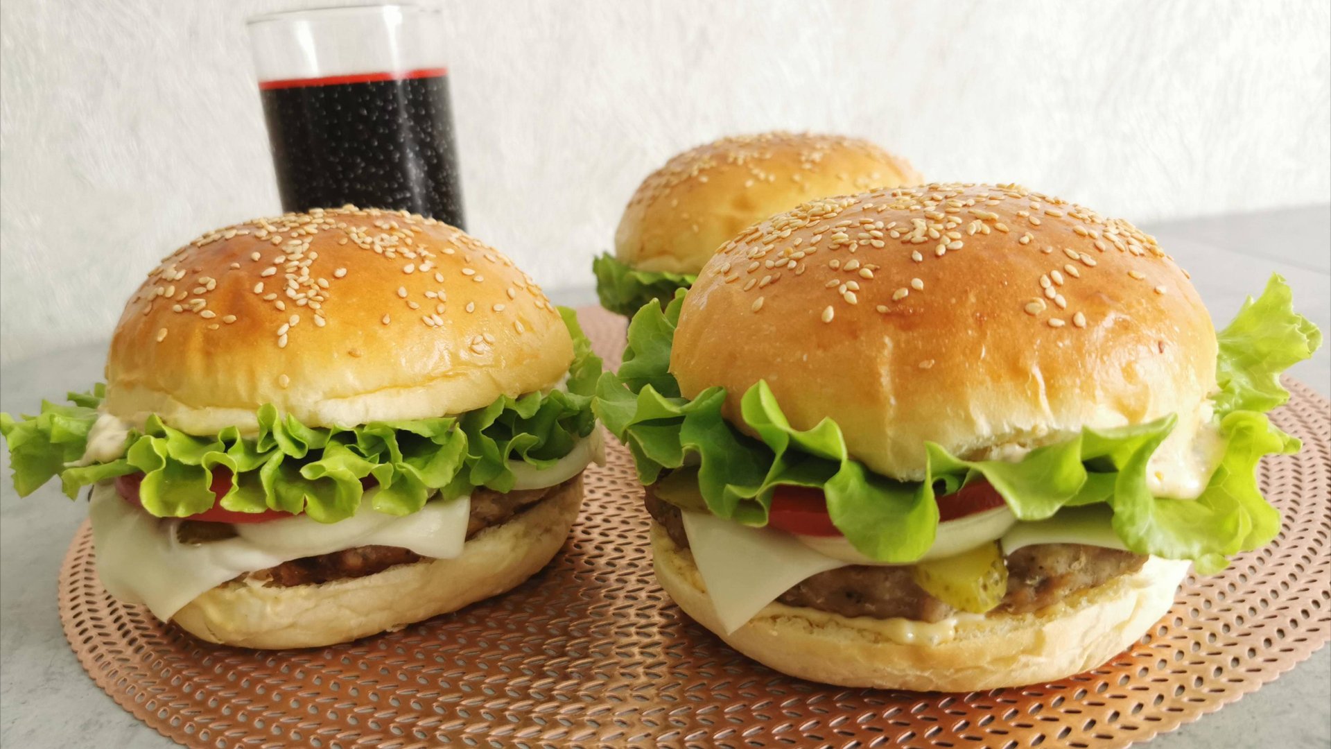 Бургеры домашние. Все по простому!😋 смотреть онлайн