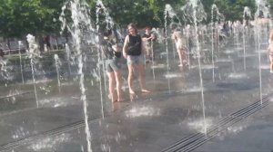 Summer, fountain, girls and wet Happiness-25! / Лето, фонтан, девушки и мокрое Счастье-25!