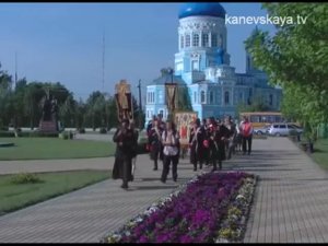 Крестный ход Крым-Смоленск в Каневском районе