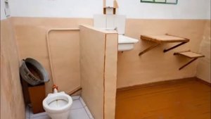Как встречают новичков в тюрьме