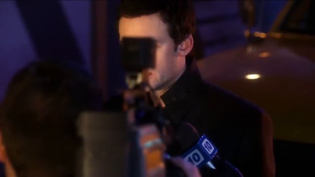 Smallville/Тайны Смолвиля Кларк рушит башню Зода смотреть онлайн