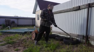 Вкусный обед Высаживаю лук и петрушку в огороде Сибирские будни ПОДВАЛ ИЛЬИЧА