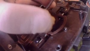 Установка шайбы и кулачка текстолитного