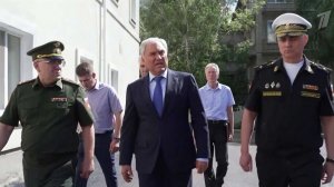 В. Володин ознакомился с ходом работ по благоустройству территории военного госпиталя в Саратове.