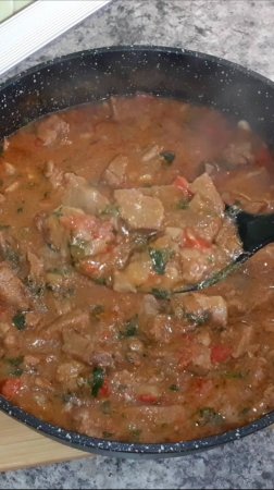 Чашушули Блюдо Грузинской кухни из говядины, овощей и томатного соуса. Рецепт вкусного ужина.