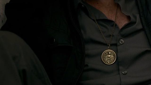 Чеченский Герб в Американском фильме New 2015 смотреть онлайн