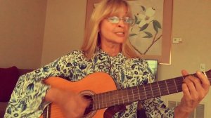 Динь динь динь, колокольчик звенит.